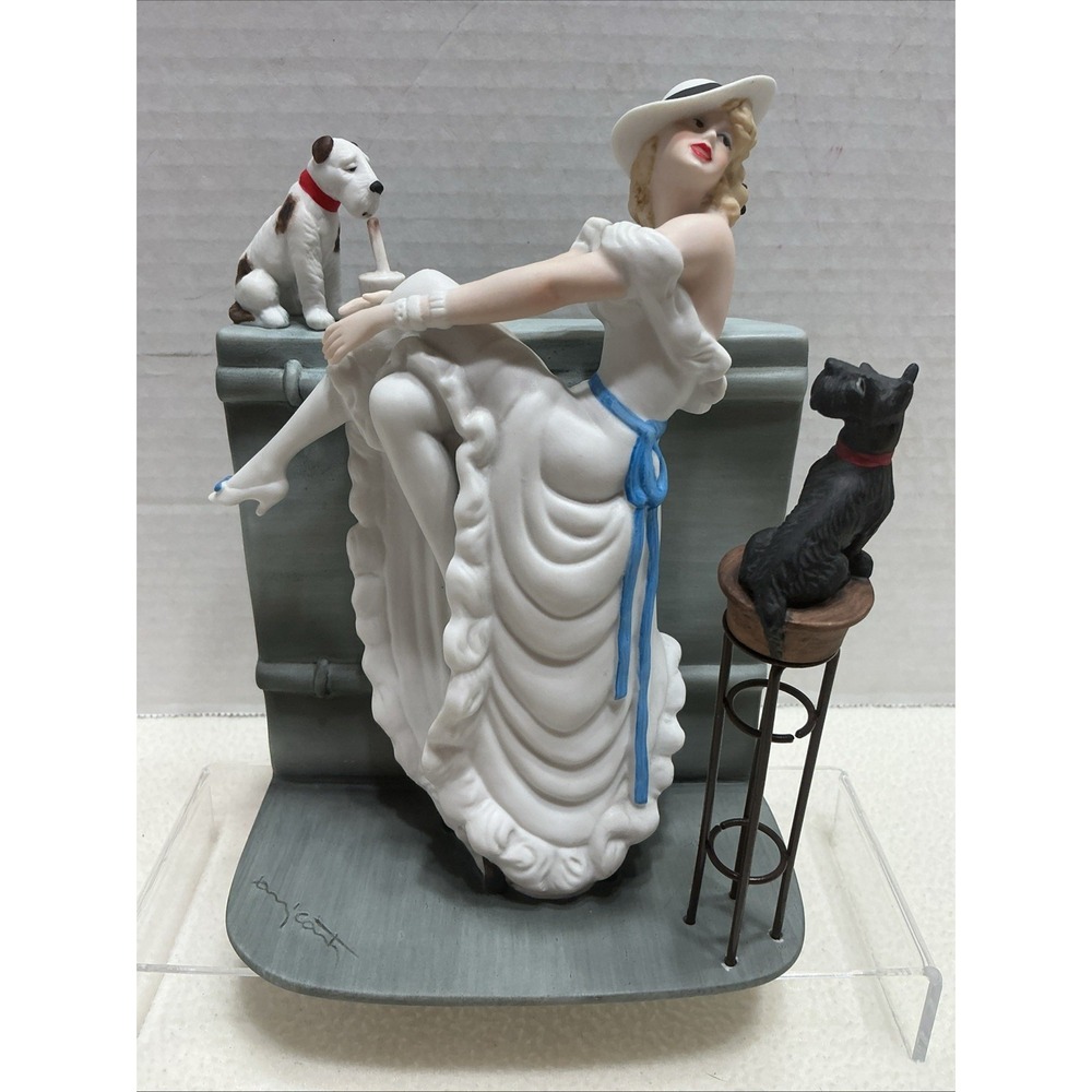 Louis Icart 1936 Au Bar Figurine Heirloom Tradition H2005 Woman Dogs 421/7500